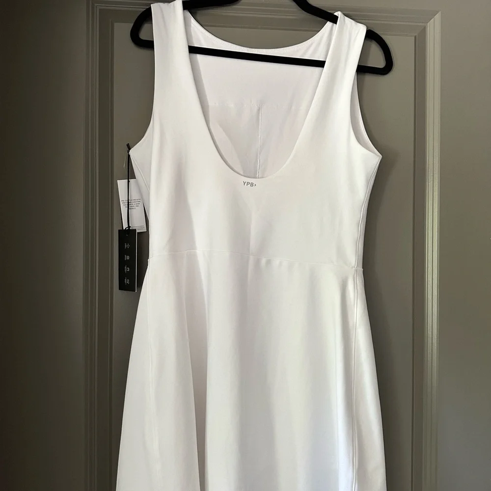 Abercrombie & Fitch YPB sculptLUX active dress - Picture 4 of 4